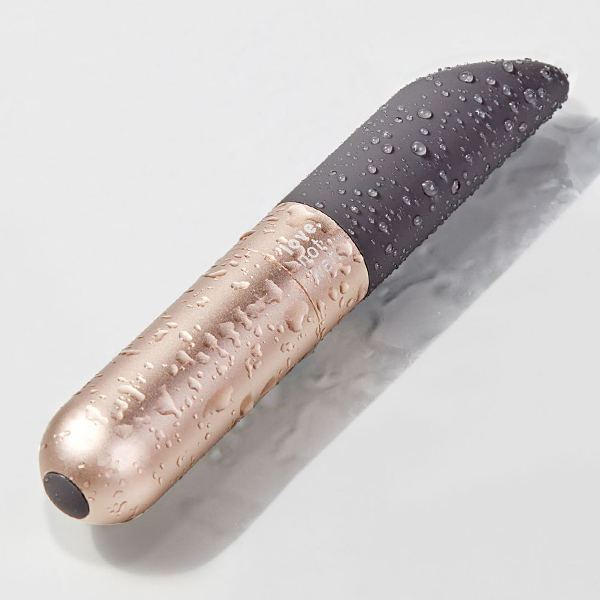 <Love Not War>Amore(アモーレ)