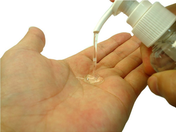 �v���~�A���E�H�[�^�[�����[�u�@�P�W�O�����@�i�n�[�h�j