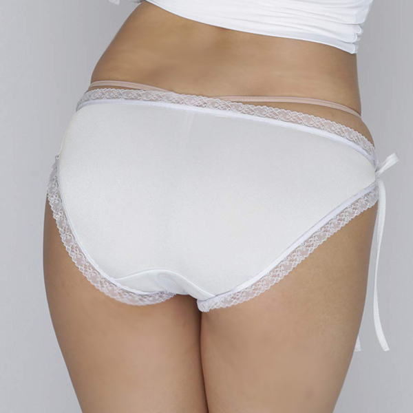 �Q�i�̃t�������[�X����������t���o�b�N�@�z���C�g