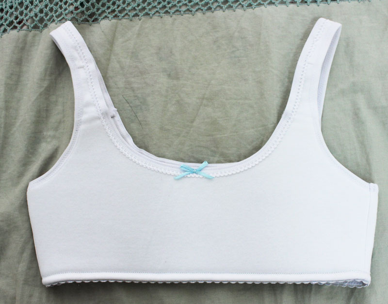 �t�@�[�X�g�u���i�X�|�u���E�X�|�[�c�u���j�@�u���[���{���@�l