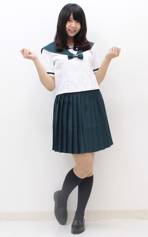 国際高校のセーラー服（夏服）　Ｍ