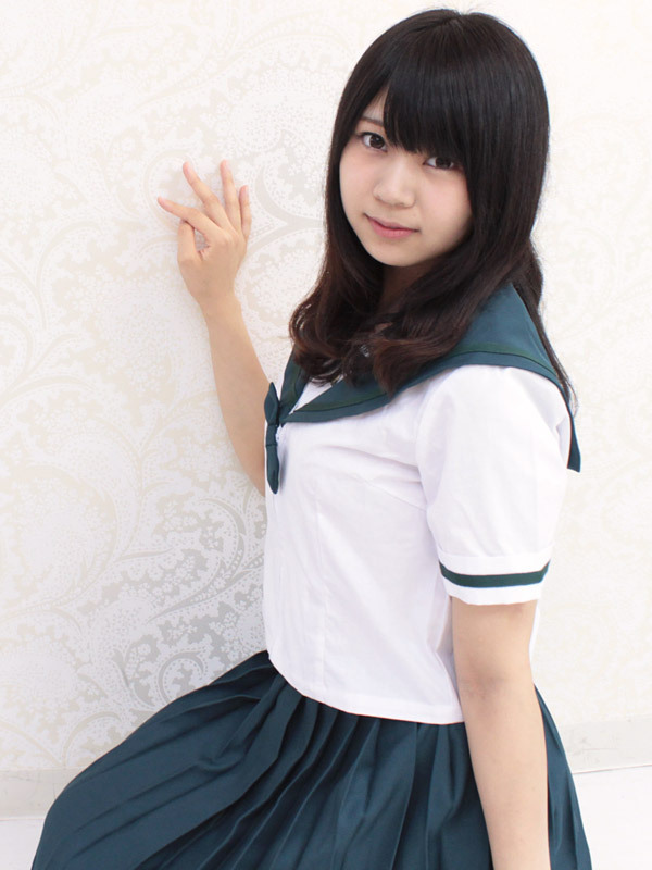 国際高校のセーラー服（夏服）　Ｍ