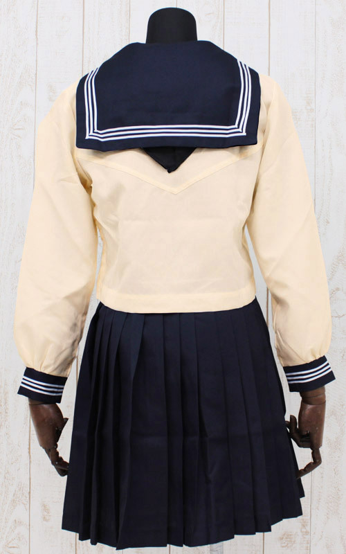 大學付属高等学校のセーラー服(冬服) BIG
